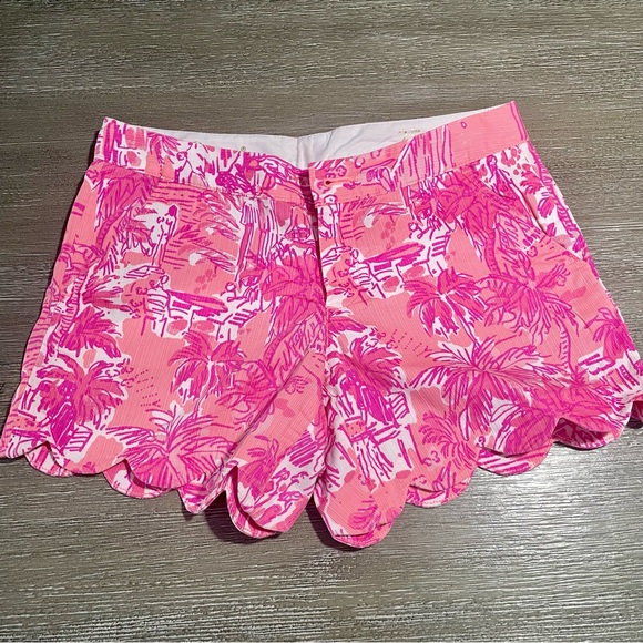 LILLY PULITZER Buttercup Short in shades of pink &white/scalloped hem EUC size 2 - Picture 7 of 7